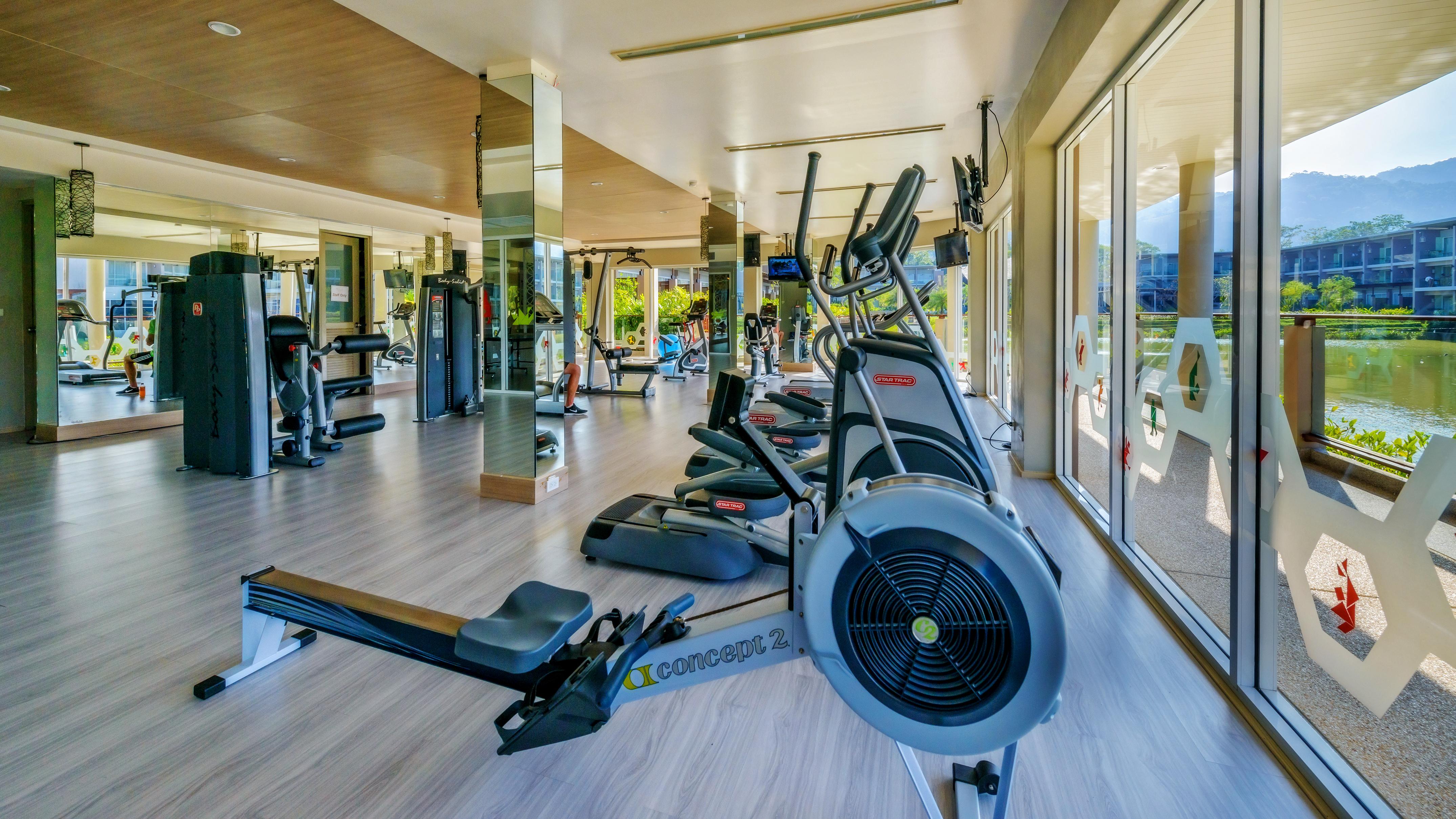 The Sands Khao Lak By Katathani - Sha Extra Plus Dış mekan fotoğraf A gym at a hotel