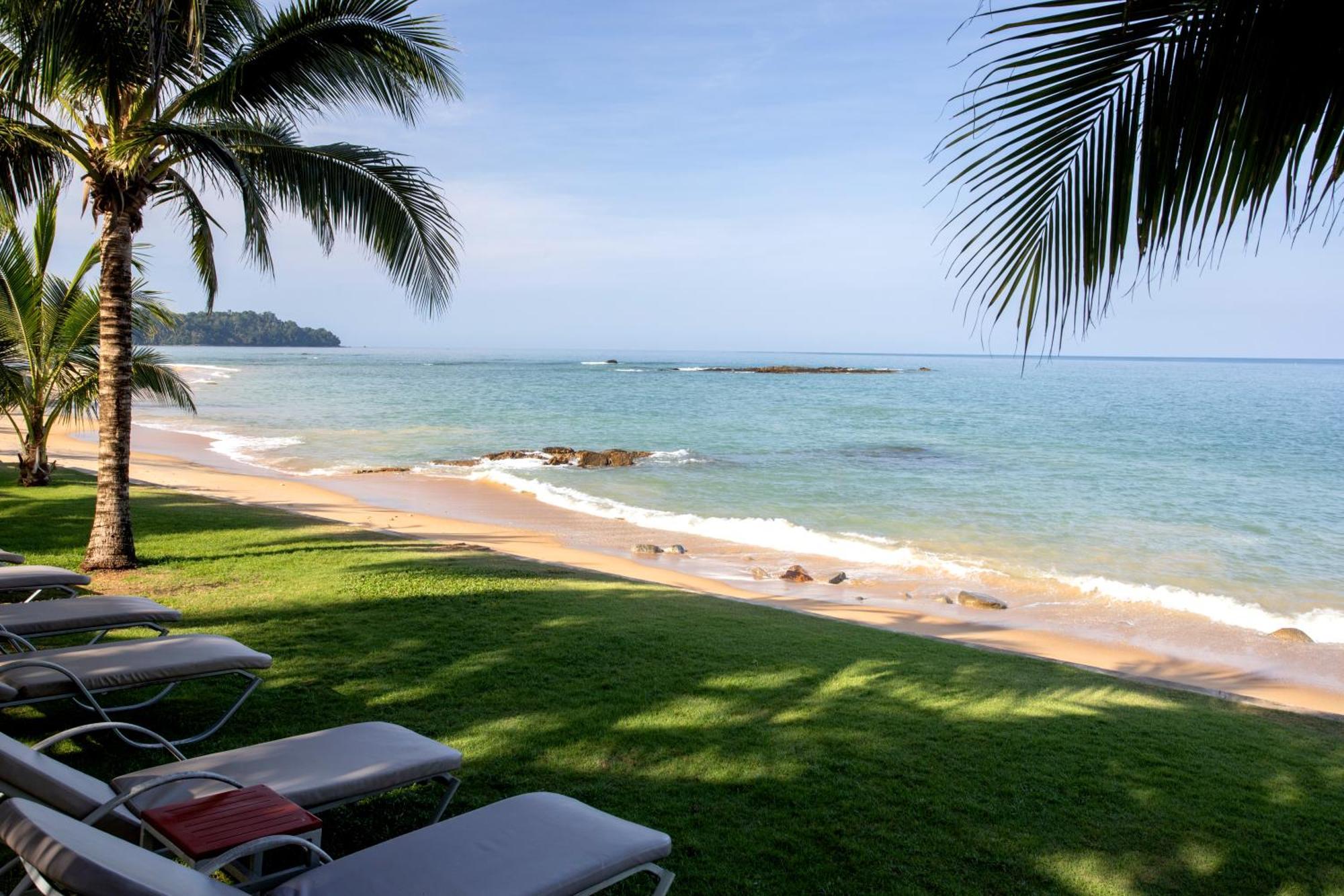 The Sands Khao Lak By Katathani - Sha Extra Plus Dış mekan fotoğraf Beach at the Royal Paradise Hotel & Spa
