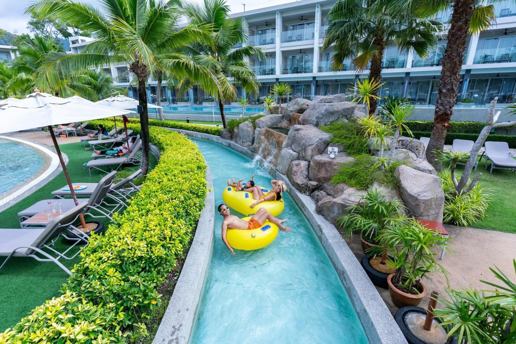 The Sands Khao Lak By Katathani - Sha Extra Plus Dış mekan fotoğraf The lazy river at the Royal Paradise Hotel & Spa